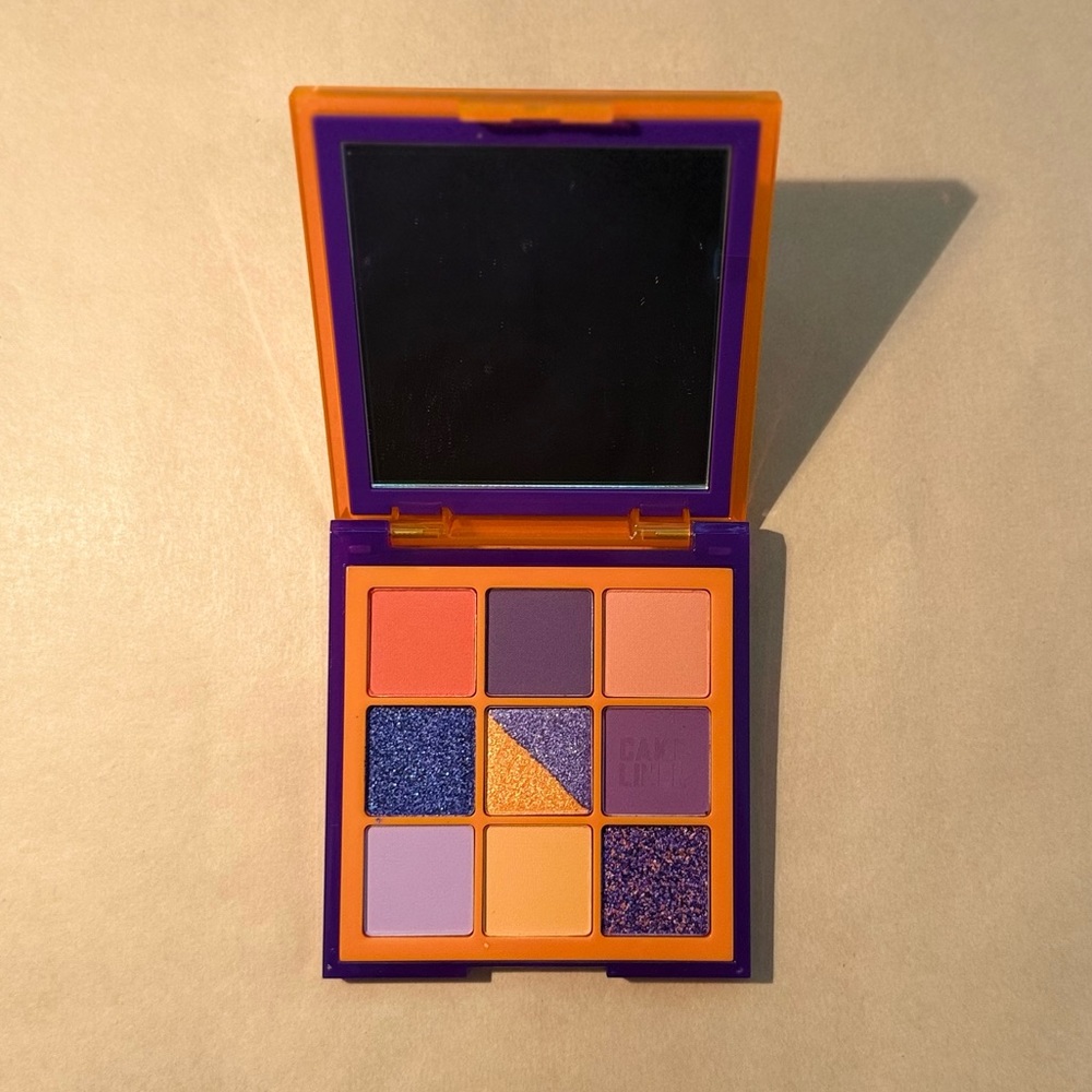HUDA BEAUTY Orange and Purple Color Block Obsessions Palette - New